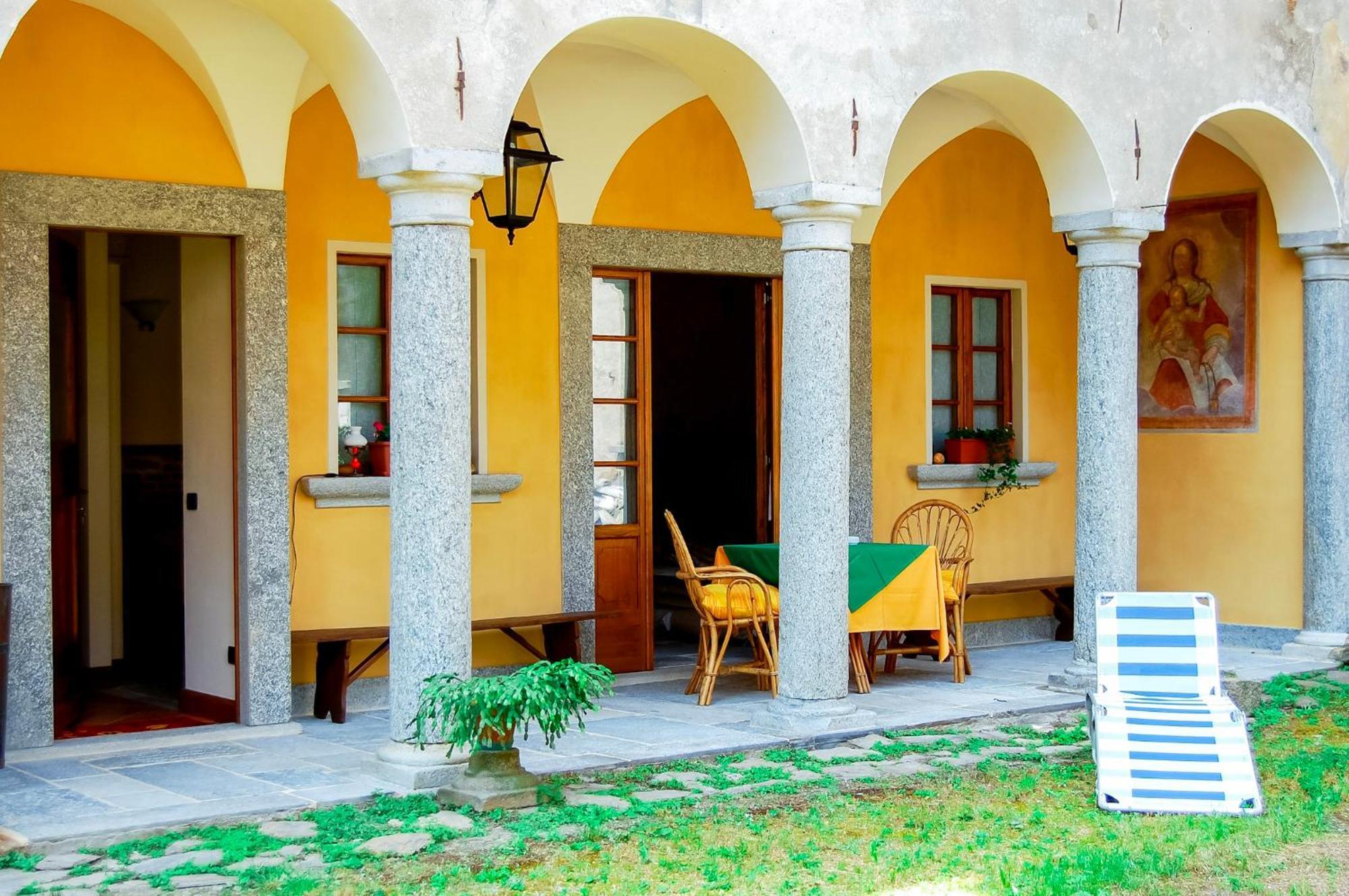 Casa Borgo Appartement Cannobio Buitenkant foto